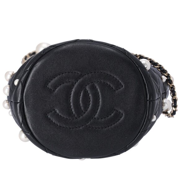 CHANEL About Pearls Drawstring Mini Bucket Bag Black Lambskin - Picture 6 of 8